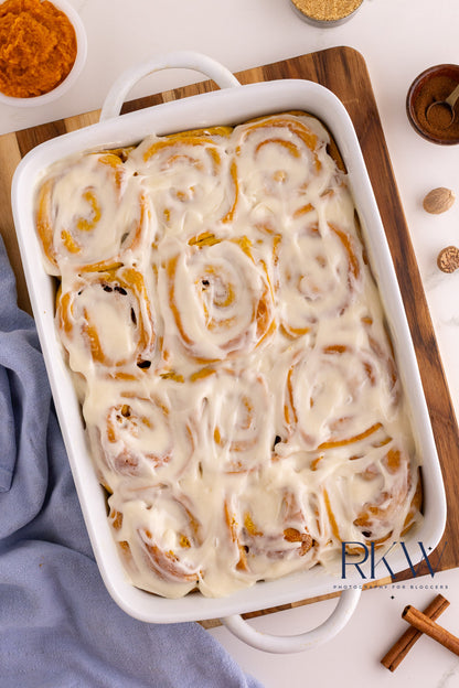 Pumpkin Cinnamon Rolls- Exclusvie