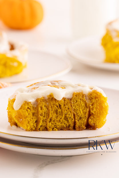 Pumpkin Cinnamon Rolls- Exclusvie