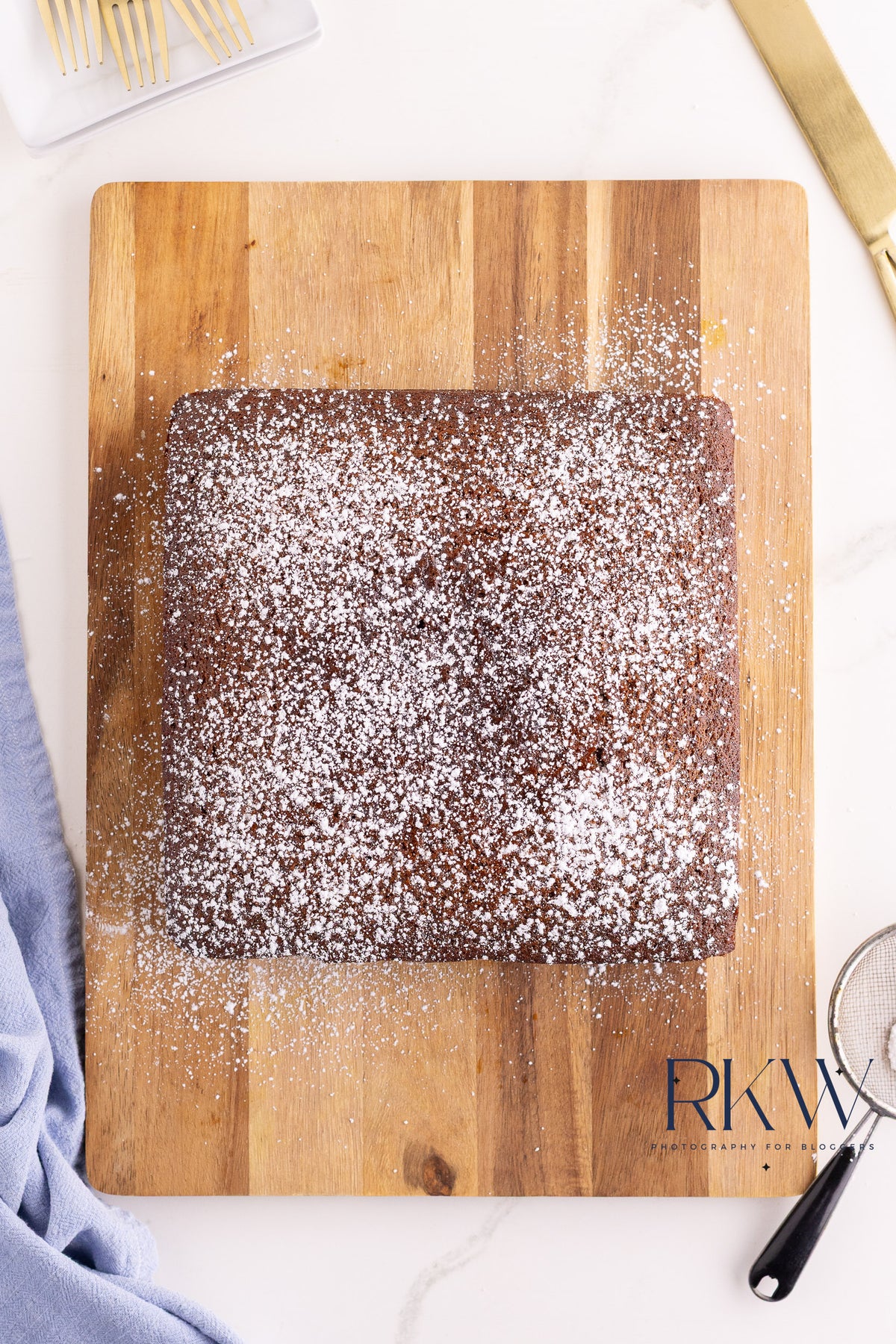 Old-Fashioned Gingerbread Cake- Exclusive