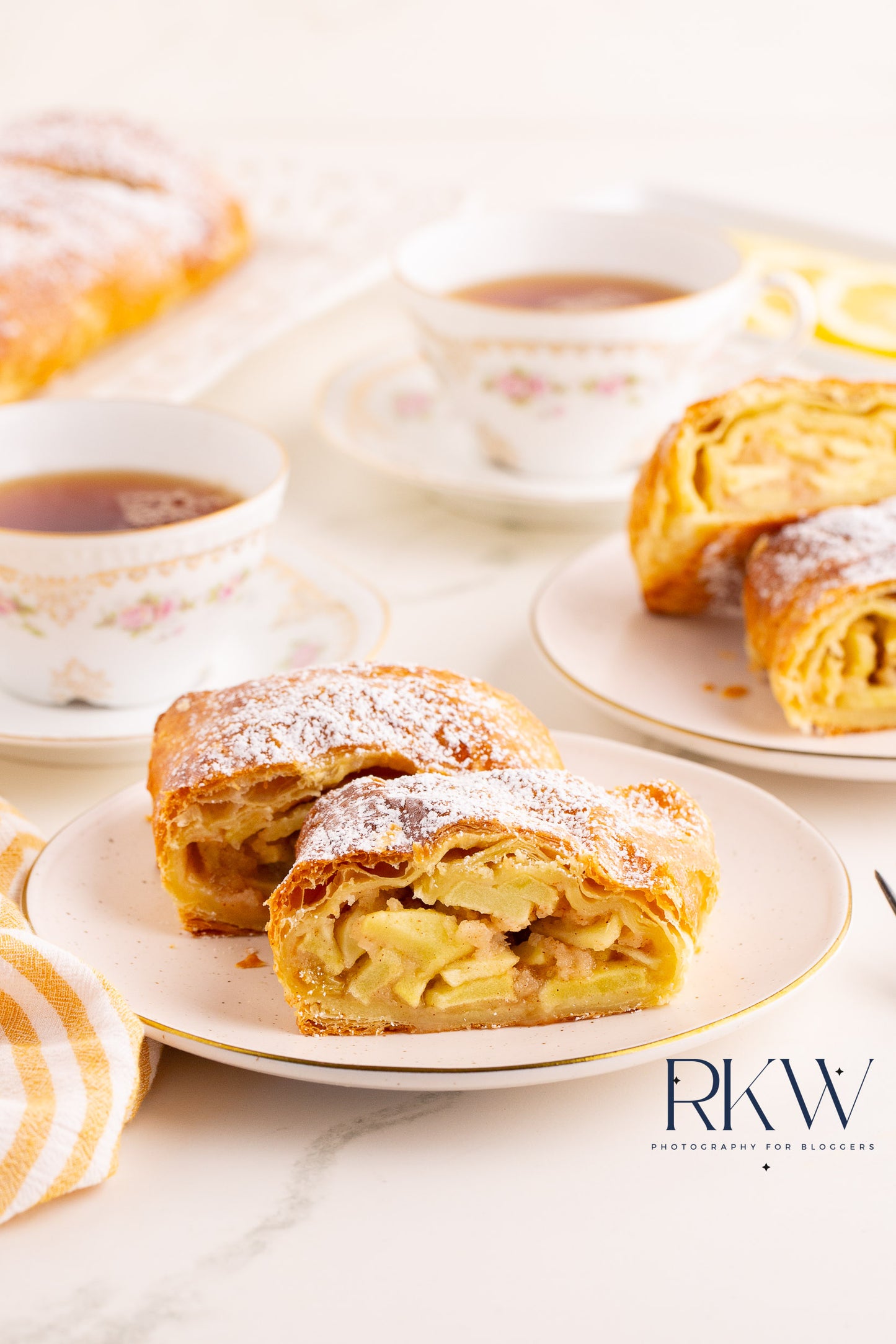 Apple Strudel- Exclusive